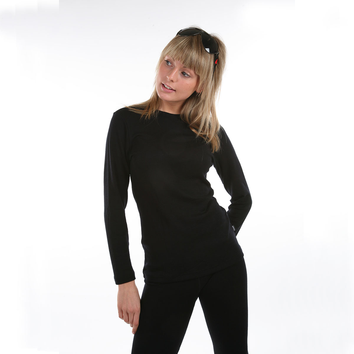 Janus BlackWool dam underställ tröja och långkalsonger 100% merinoull svart